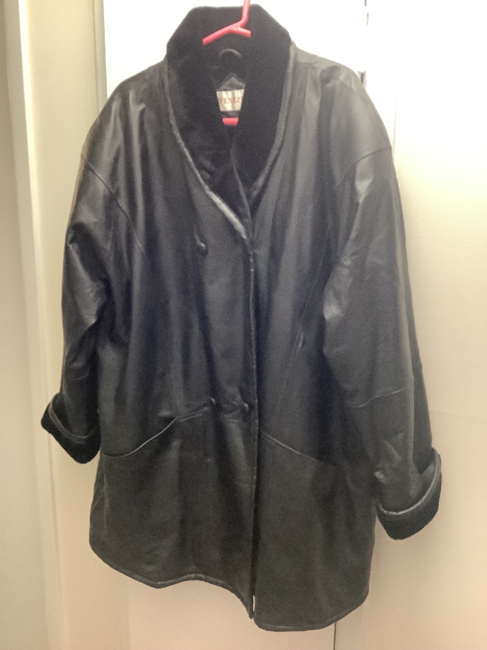 Double breasted plus size woman’s leather coat soft furry plush lining